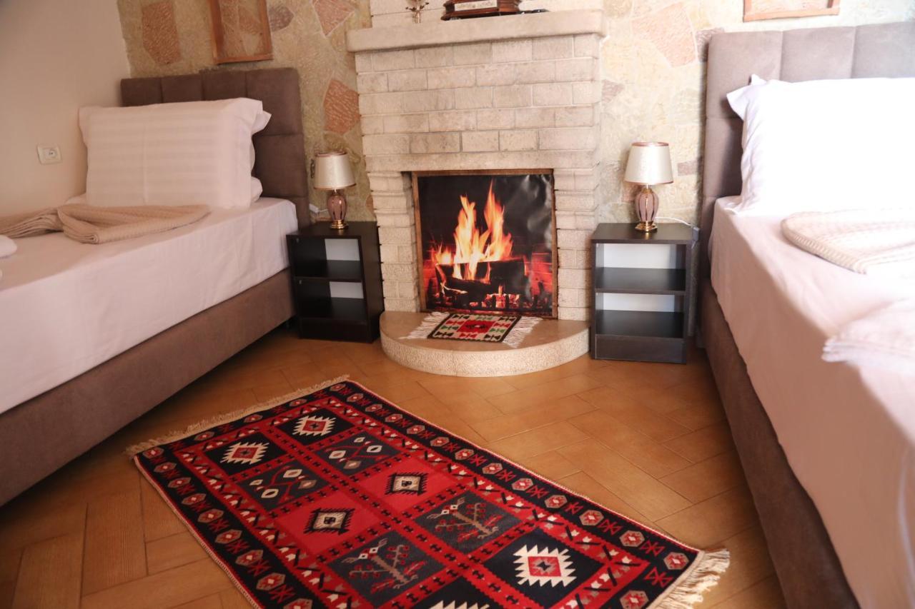 --Hotel Deal-- Rooms With Castle View Krujë エクステリア 写真