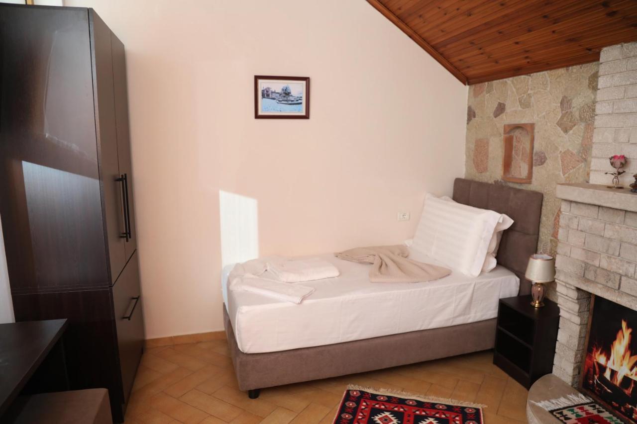 --Hotel Deal-- Rooms With Castle View Krujë エクステリア 写真
