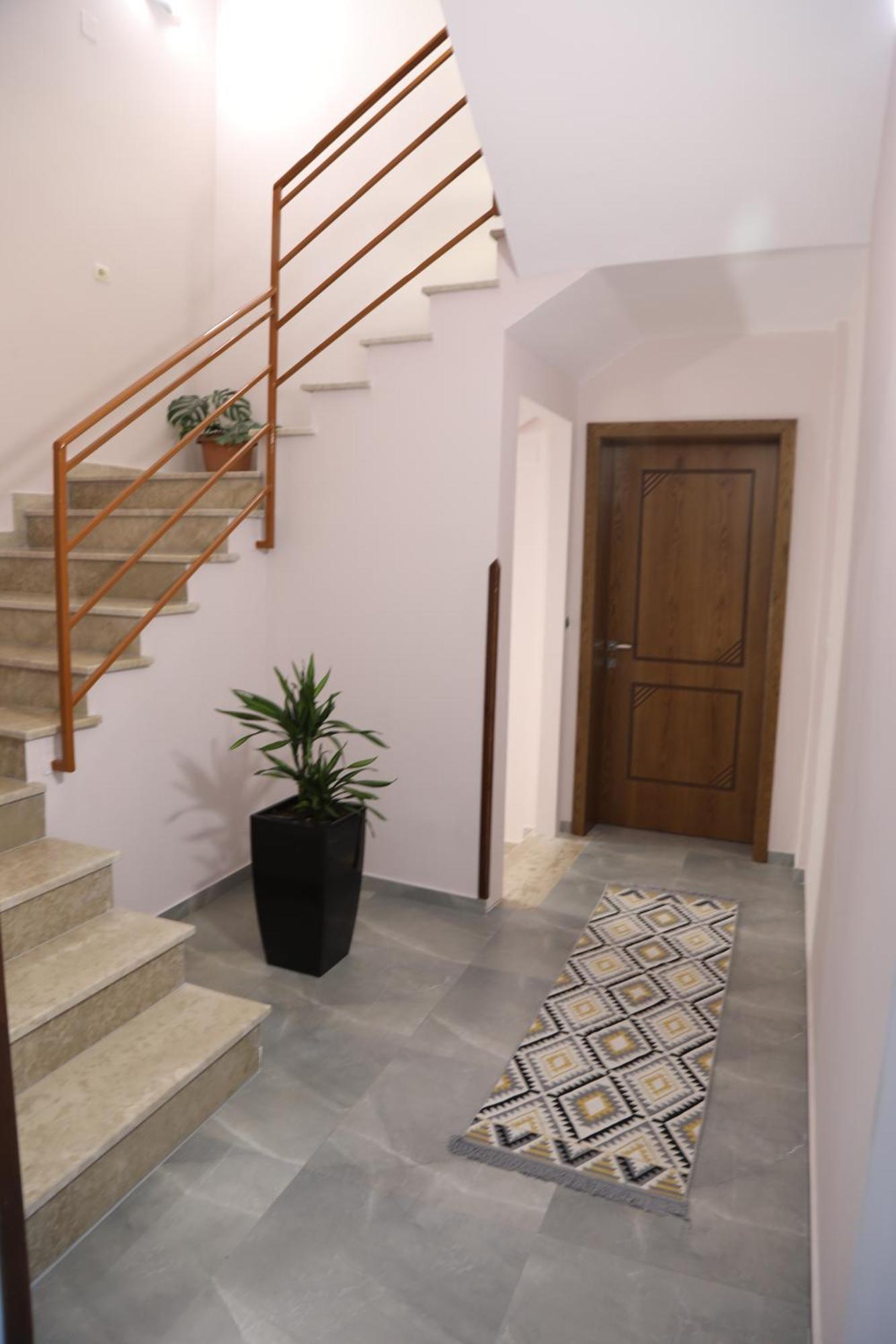 --Hotel Deal-- Rooms With Castle View Krujë エクステリア 写真