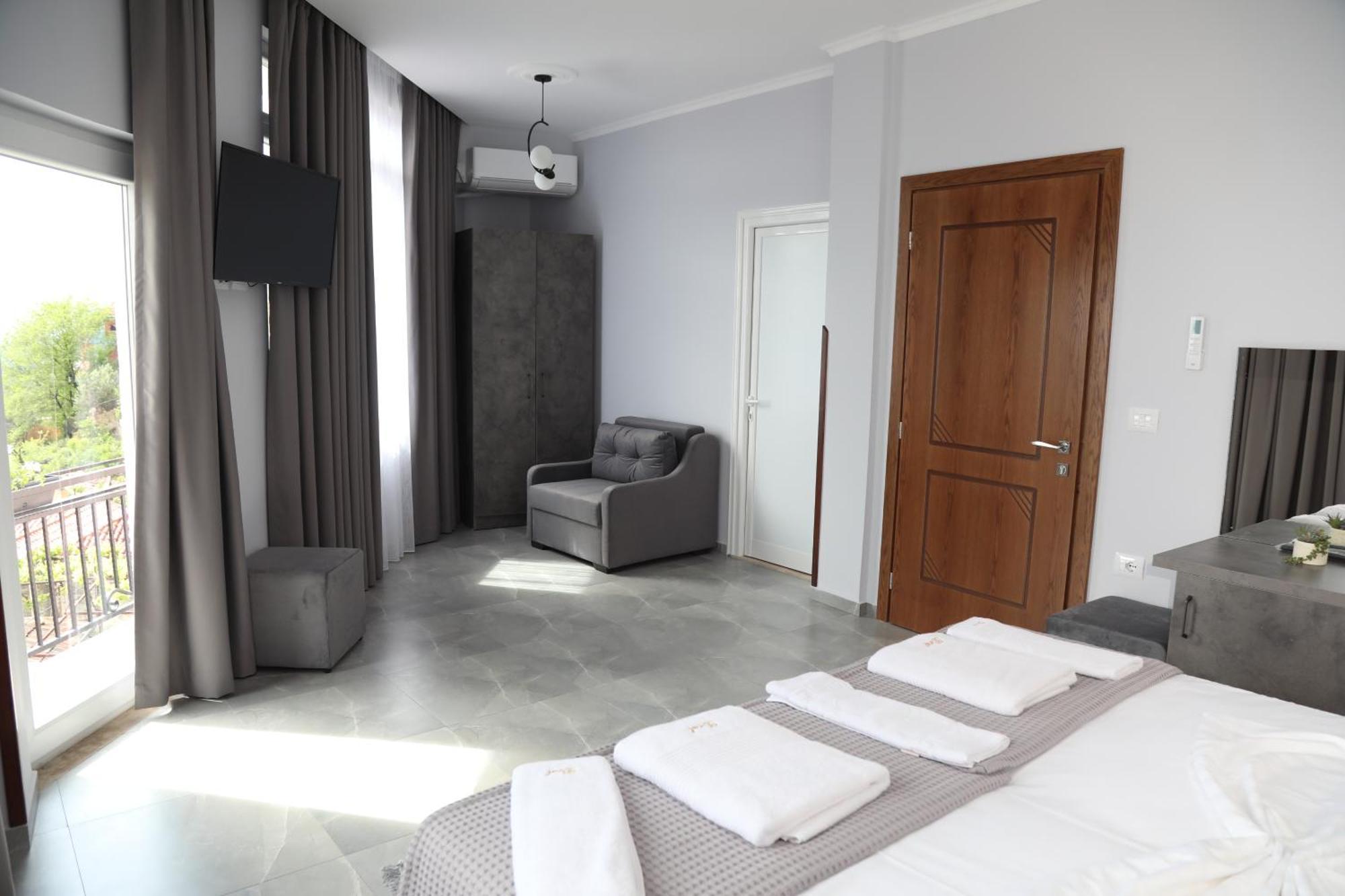 --Hotel Deal-- Rooms With Castle View Krujë エクステリア 写真