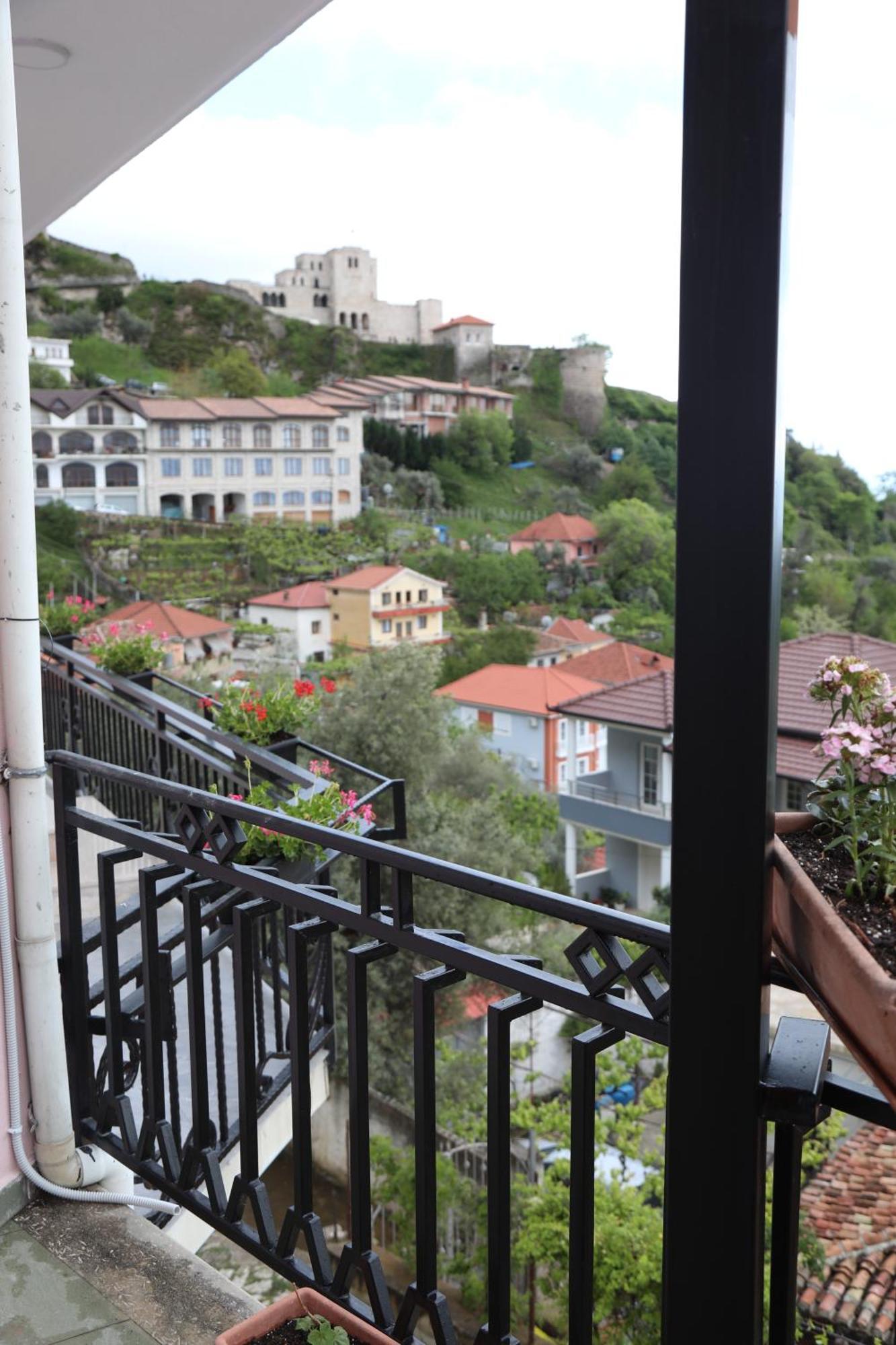 --Hotel Deal-- Rooms With Castle View Krujë エクステリア 写真