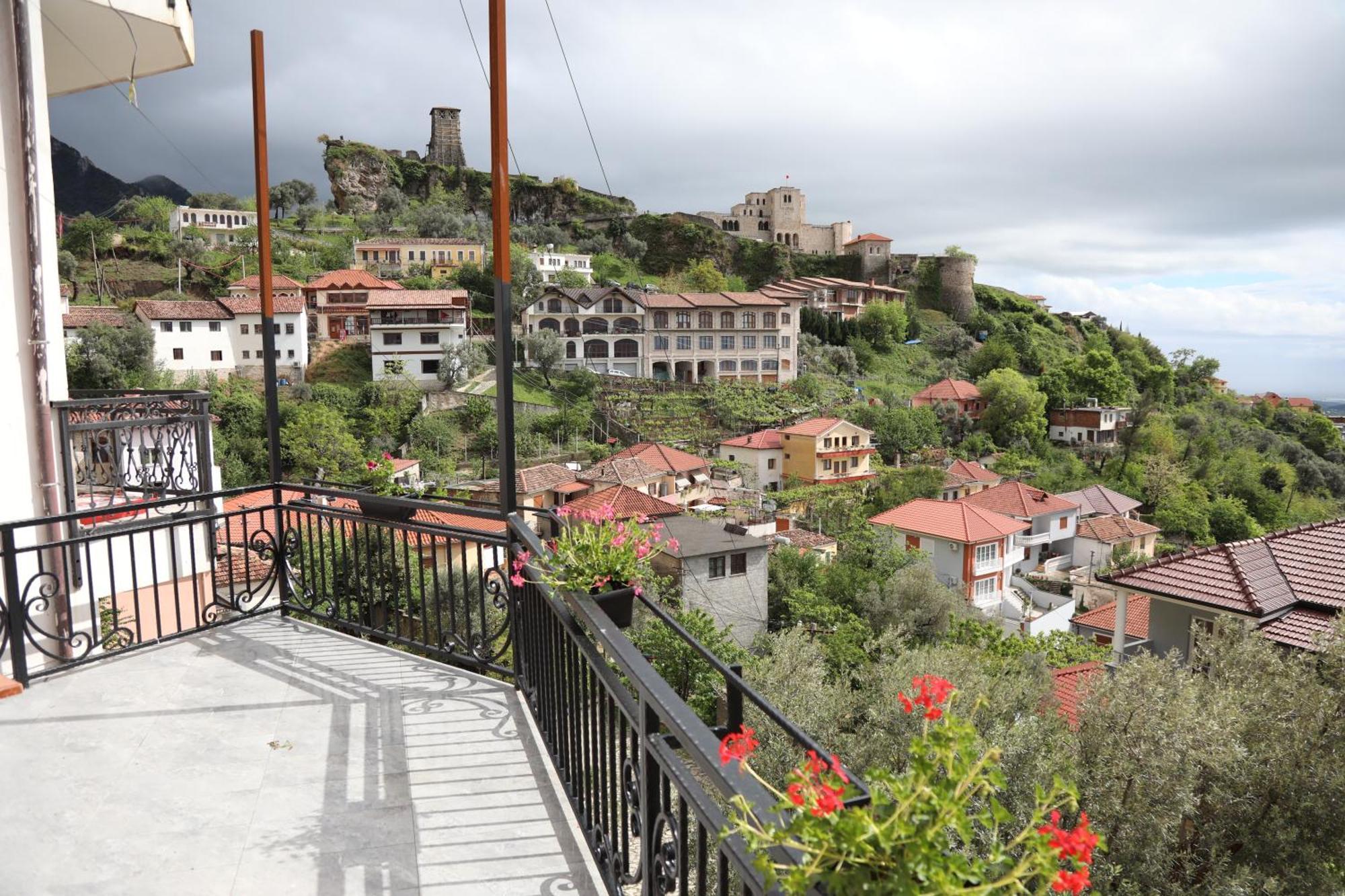 --Hotel Deal-- Rooms With Castle View Krujë エクステリア 写真