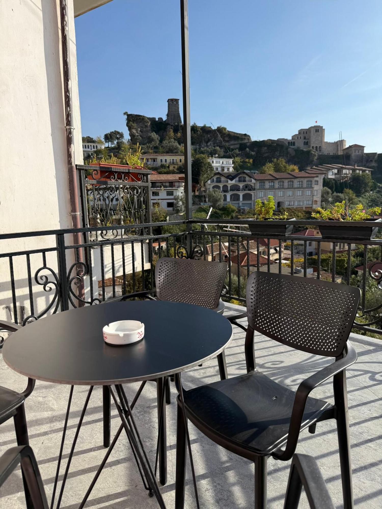 --Hotel Deal-- Rooms With Castle View Krujë エクステリア 写真
